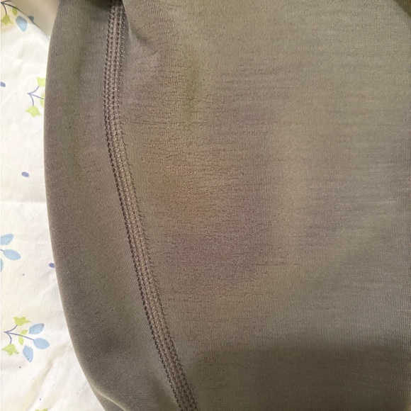 lululemon athletica Women's Green Softstreme pant - Picture 4 of 5